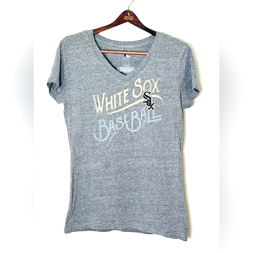 Genuine MLB Chicago White Sox Women’s Heather Graphic T-Shirt Large